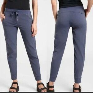 Athleta Trekkie North Jogger Medieval Violet Size 12 Petite
